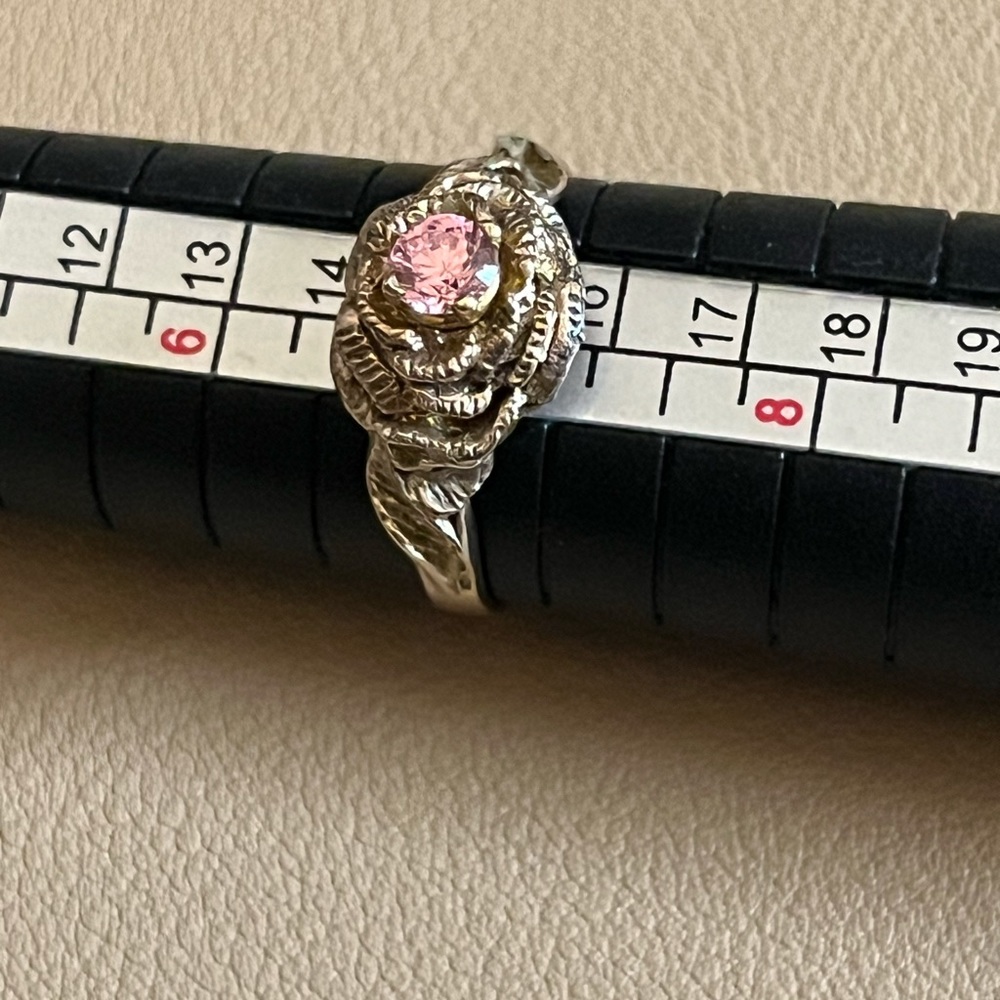Vintage 10k gold ring. Size 7